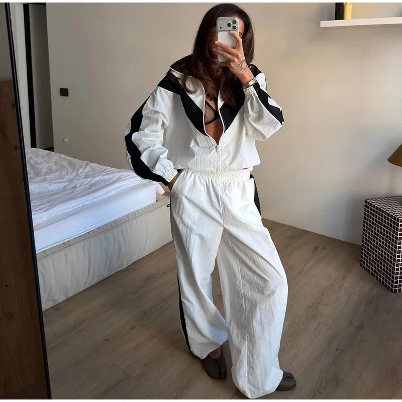 Fashion Color Block 2 Piece Tracksuit Women's Stand Collar Zip Lightweight Jacket Loose Mini Shorts 2026 New Lady Casual Outfit