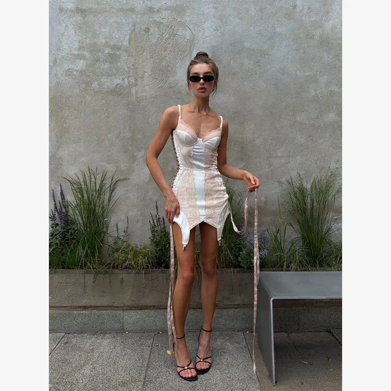 Sexy Lace Patchwork Slim Short Dress Women Chic Sleeveless V-neck Waist Cinching Irregular Hem Dresses Lady Summer Party Wear