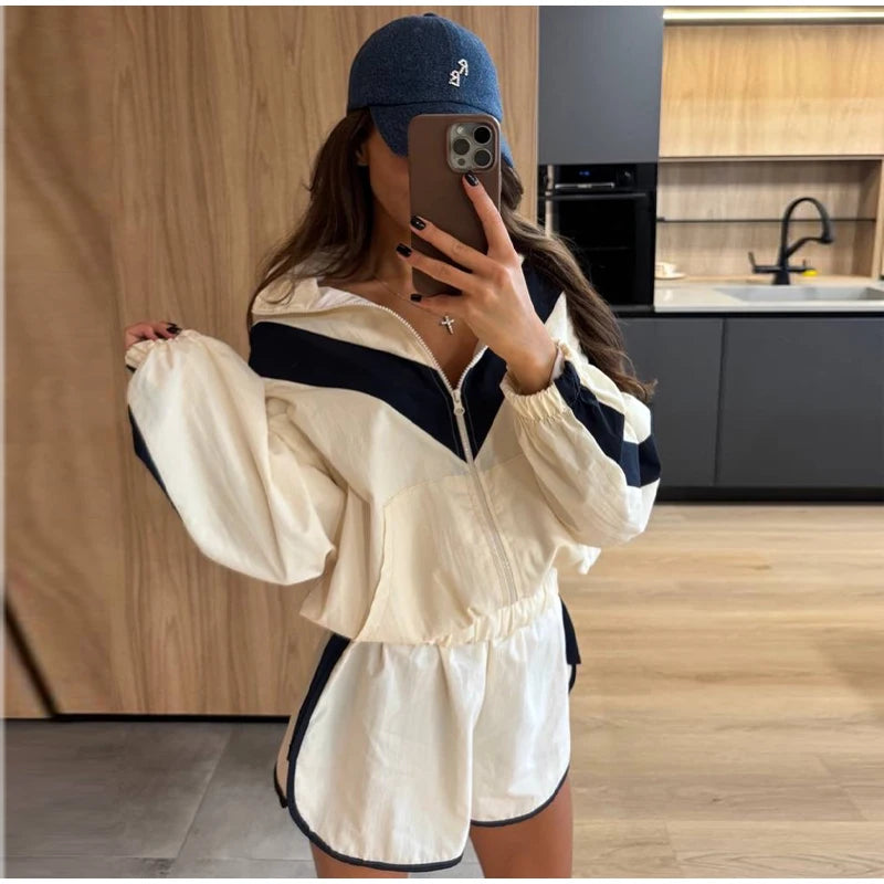 Fashion Color Block 2 Piece Tracksuit Women's Stand Collar Zip Lightweight Jacket Loose Mini Shorts 2026 New Lady Casual Outfit