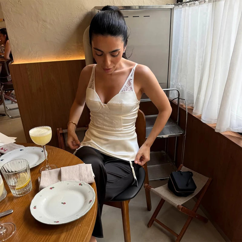 Sexy Lace Patchwork Slim Short Dress Women Chic Sleeveless V-neck Waist Cinching Irregular Hem Dresses Lady Summer Party Wear